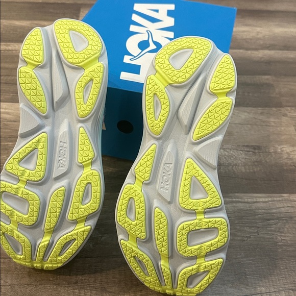 Hoka Bondi 8 sneakers - Picture 3 of 5